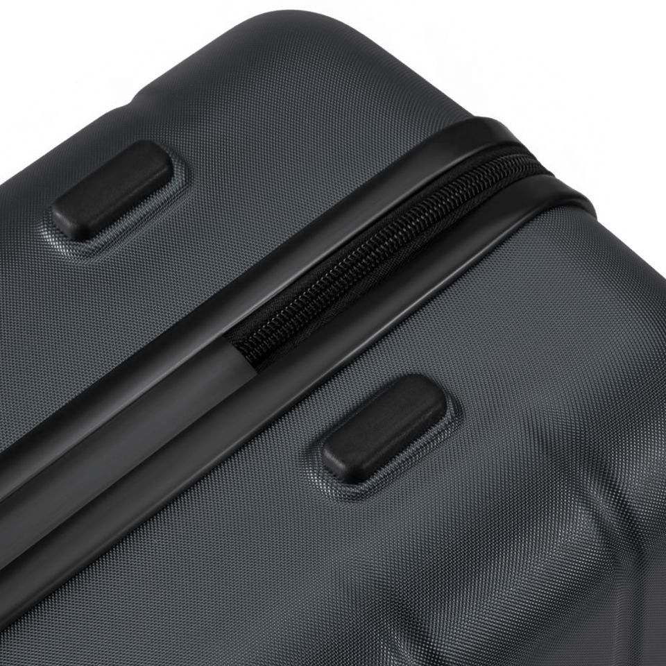Чемодан Xiaomi Mi Suitcase Luggage 20" Black (EU)